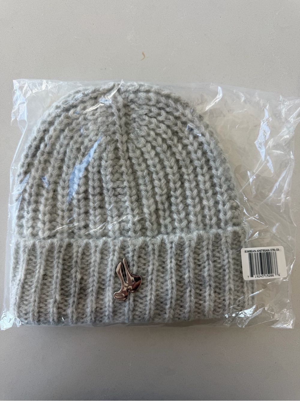 Joah Brown - Cozy Ribbed Knit Beanie in Light Gray NWT